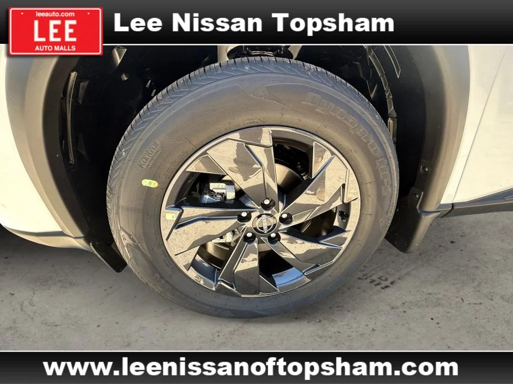 New 2026 Everest White Pearl Tricoat Nissan SV image 14