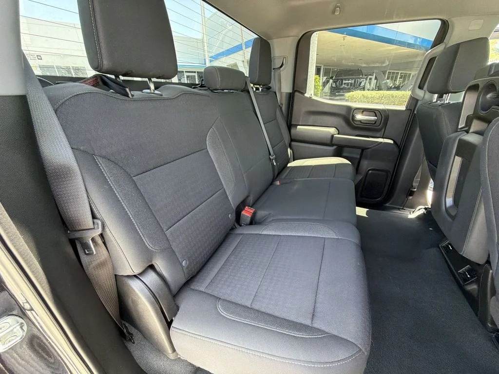 Used 2023 Gray Chevrolet Custom image 34