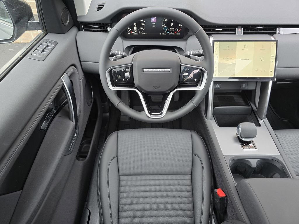 New 2025 Eiger Grey Land Rover S image 24