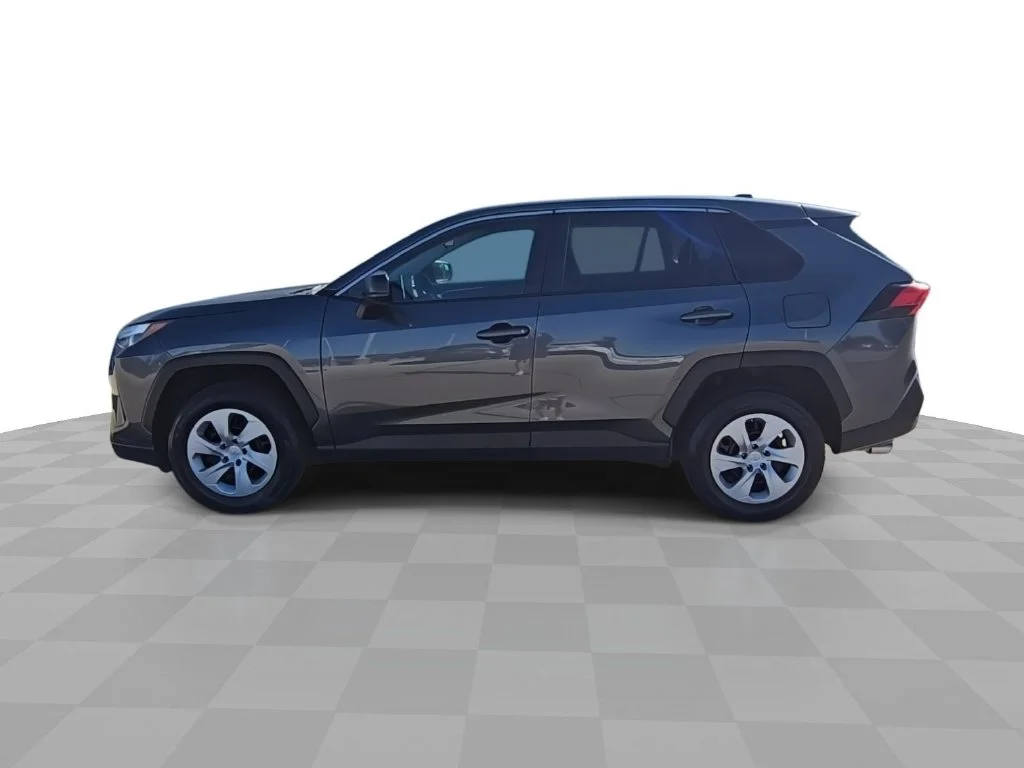 Used 2025 Gray Toyota LE image 5