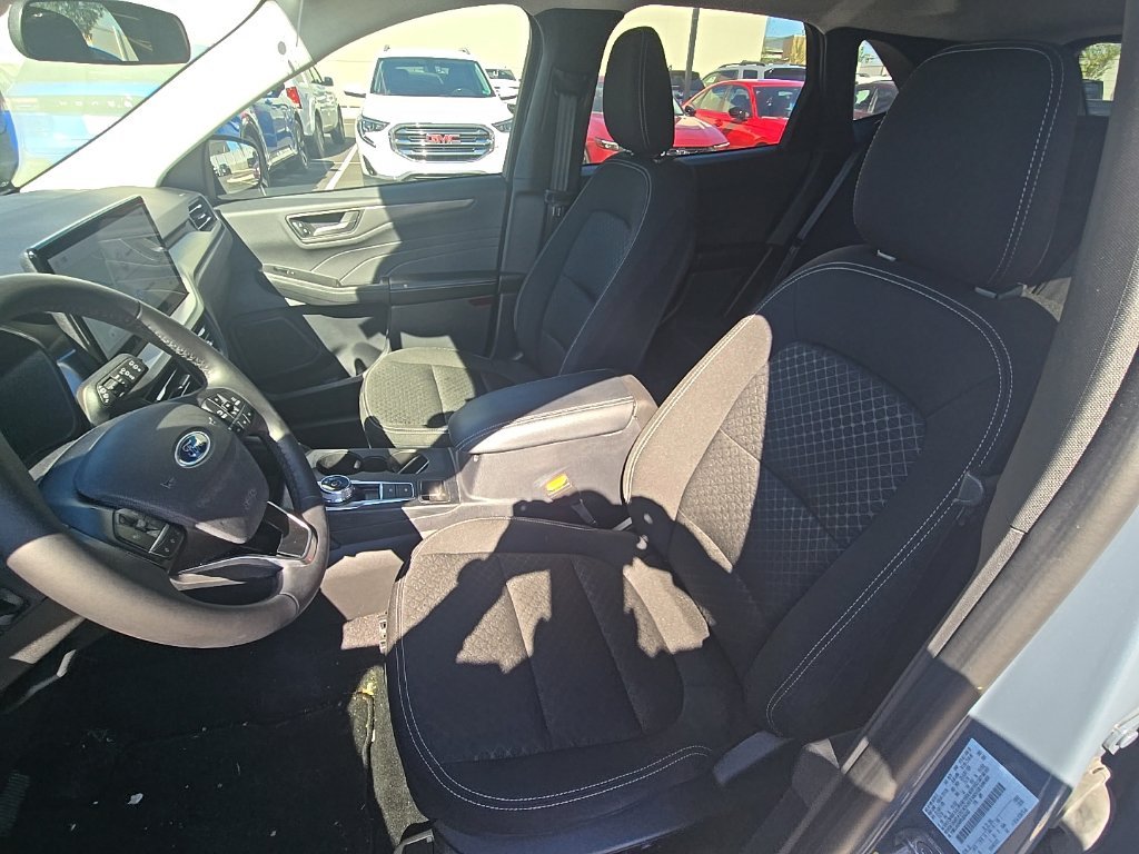 Used 2024 Vapor Blue Ford Active image 11