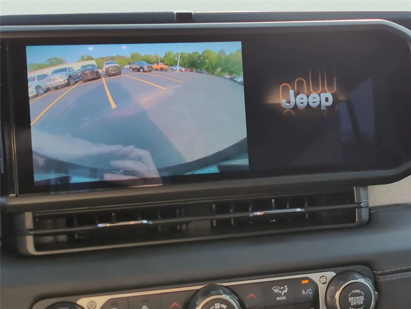 Used 2025 Black Clearcoat Jeep Sahara image 19