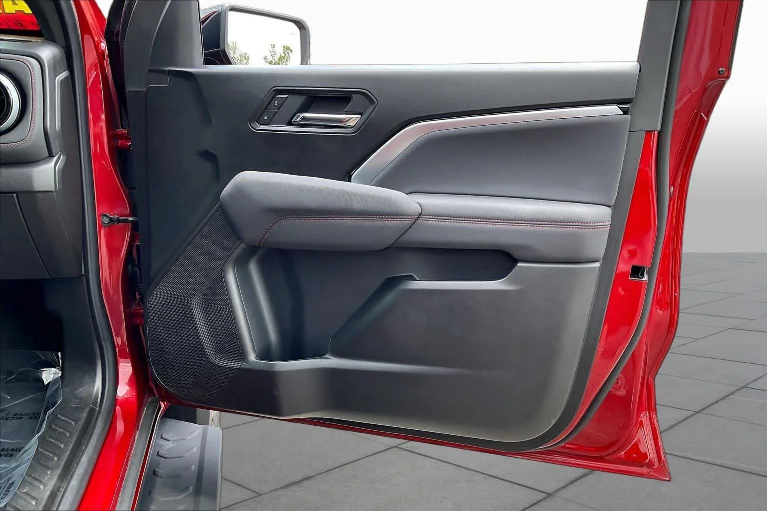 Used 2026 Radiant Red Tintcoat Chevrolet 4WD Z71 image 44