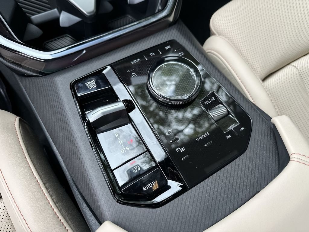 2026 BMW X3 30 - Photo 19