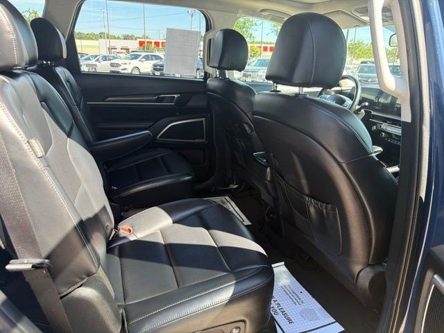 Used 2025 Midnight Lake Blue Kia S image 21