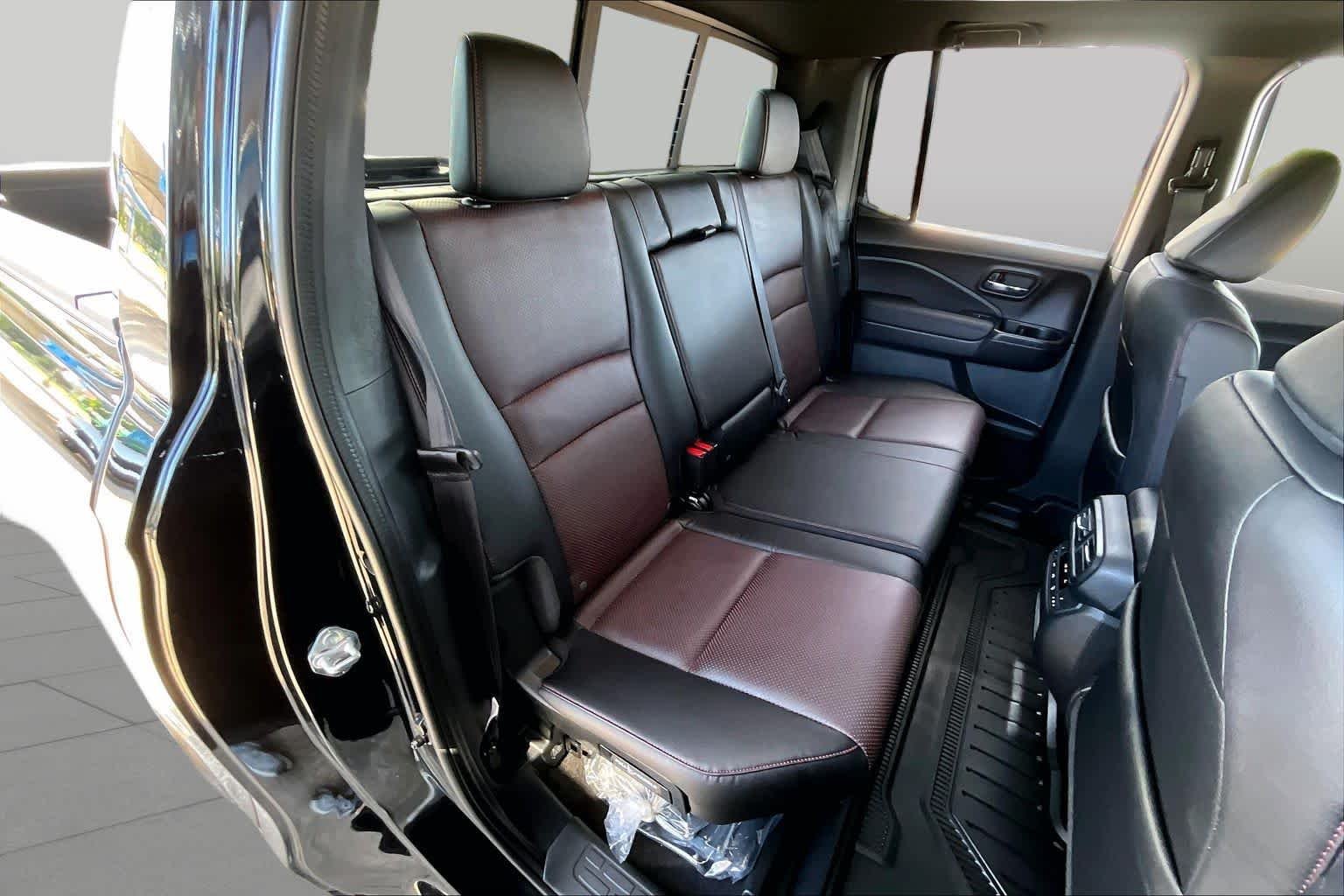 Certified Used 2026 Crystal Black Pearl Honda Black Edition image 20