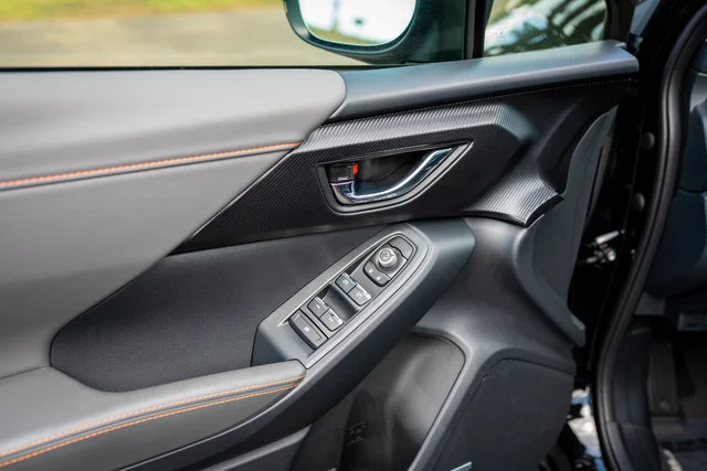 New 2026 Crystal Black Silica Subaru Limited Hybrid image 30