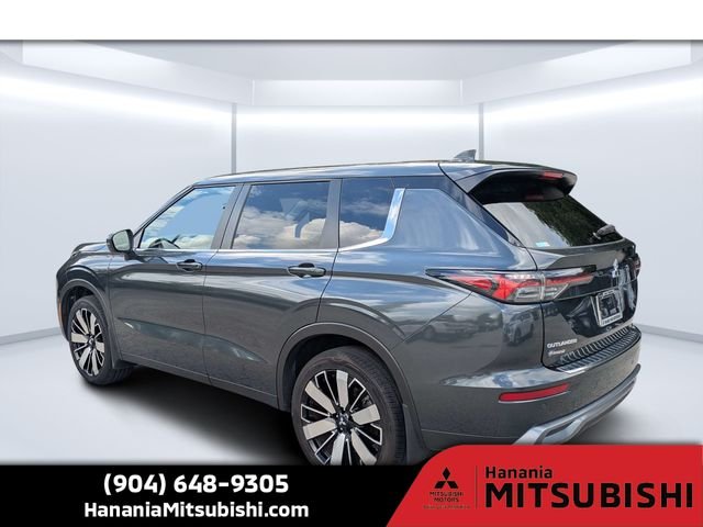 Used 2025 Gray Mitsubishi SE image 5