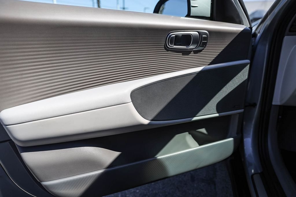 2024 Hyundai IONIQ 6 Limited - Photo 20