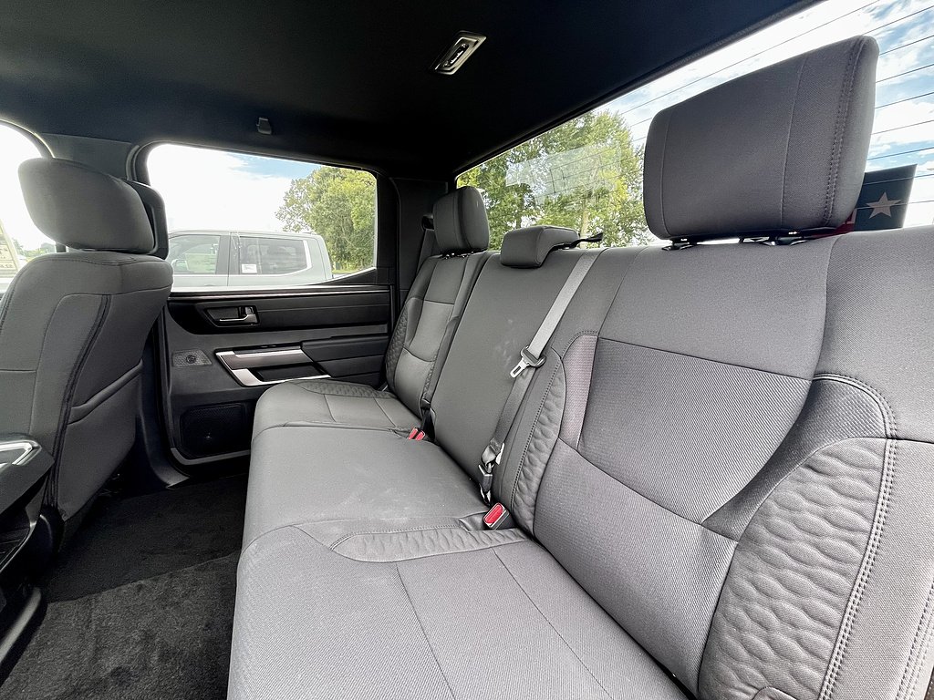2026 Toyota Tundra SR5 - Photo 10