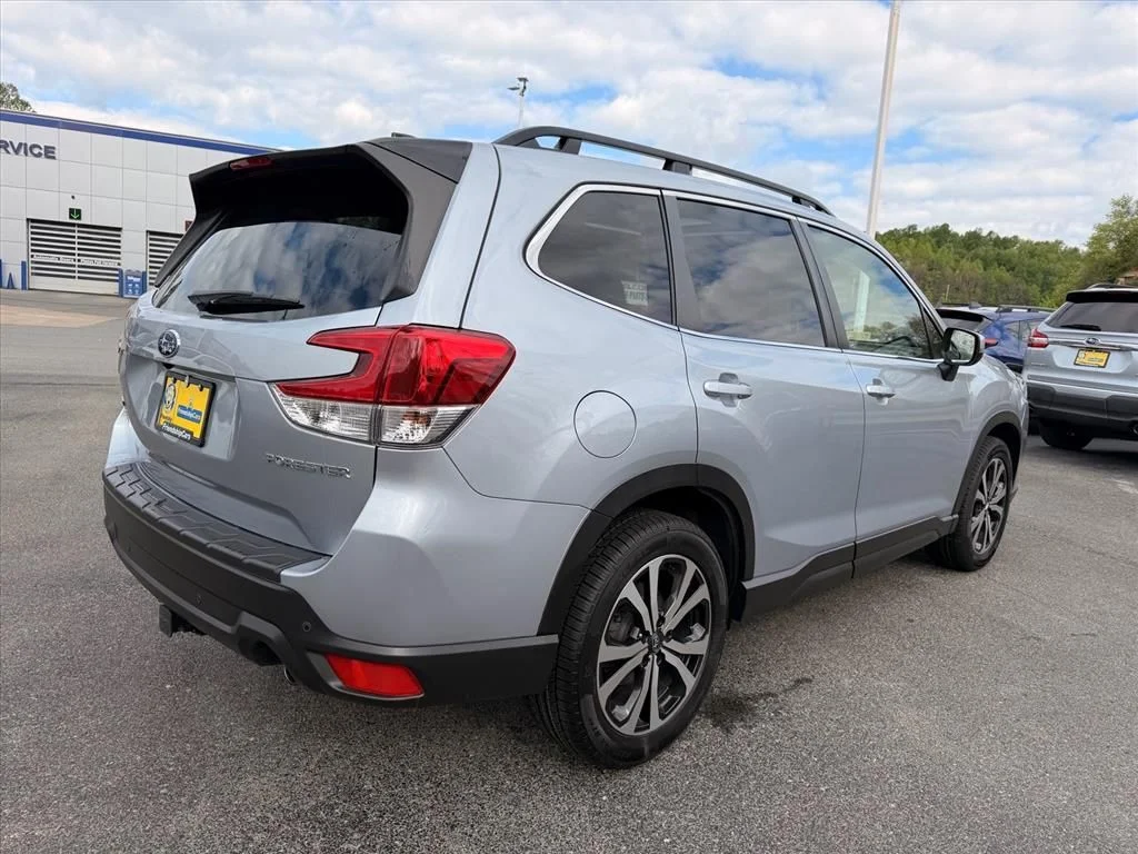 Used 2024 Silver Subaru Limited image 14