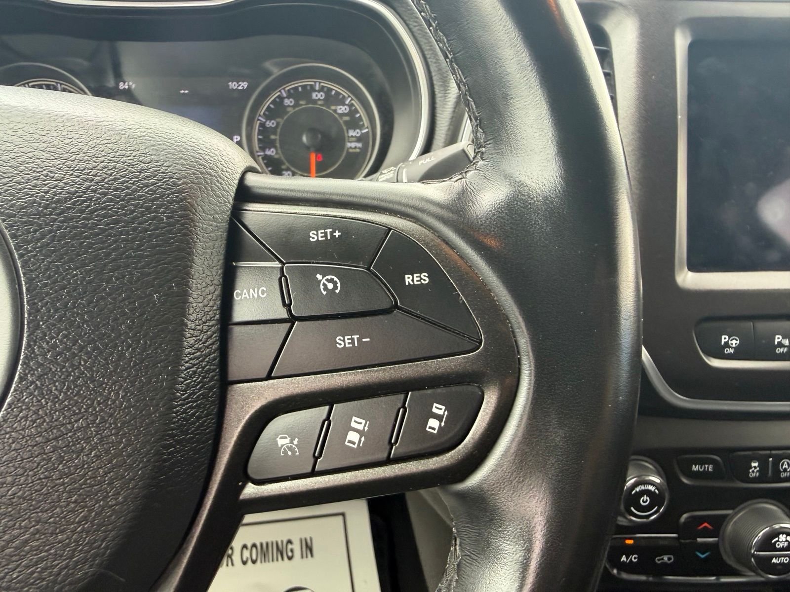 2021 Jeep Cherokee Trailhawk - Photo 19