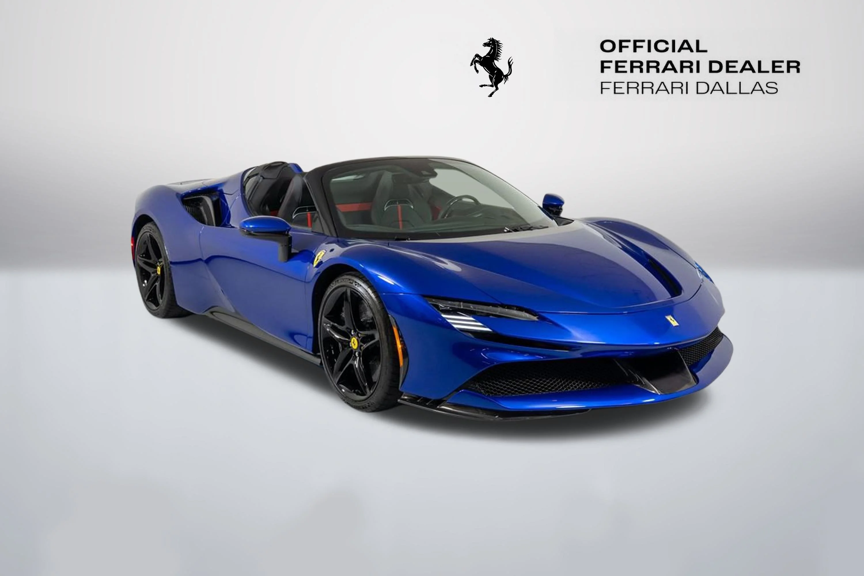 Used 2022 Extra Sample Ferrari Base image 1