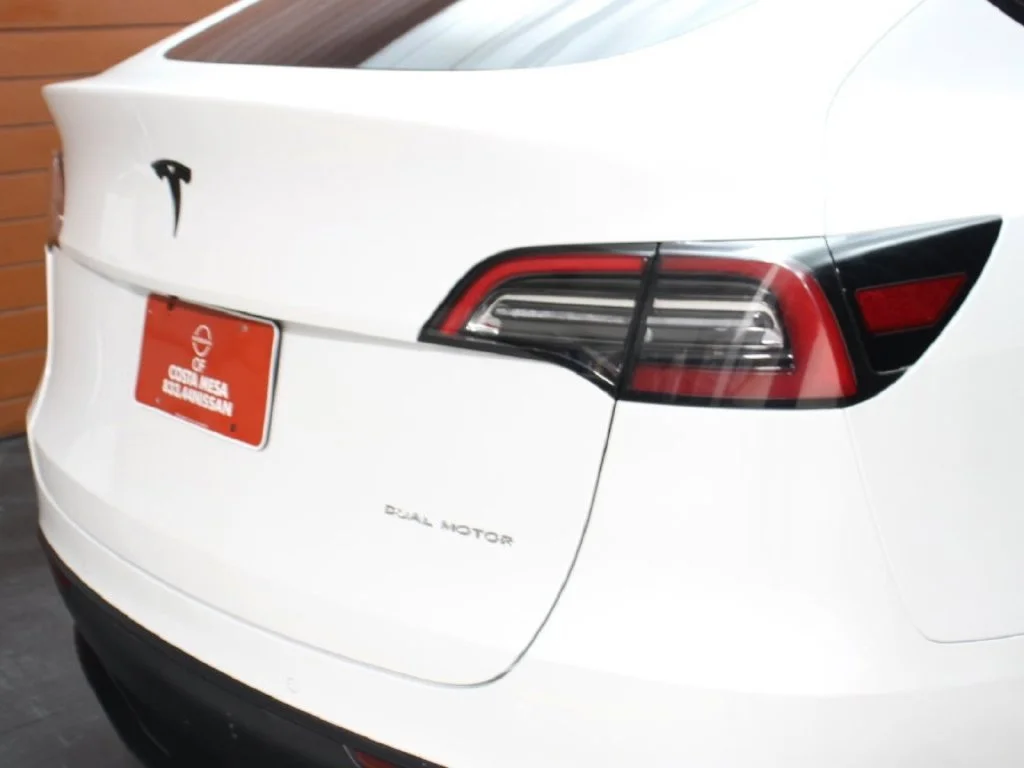 Used 2021 Pearl White Multi-Coat Tesla Long Range image 3