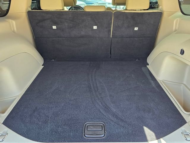 Certified Used 2022 White Jeep Laredo E image 39