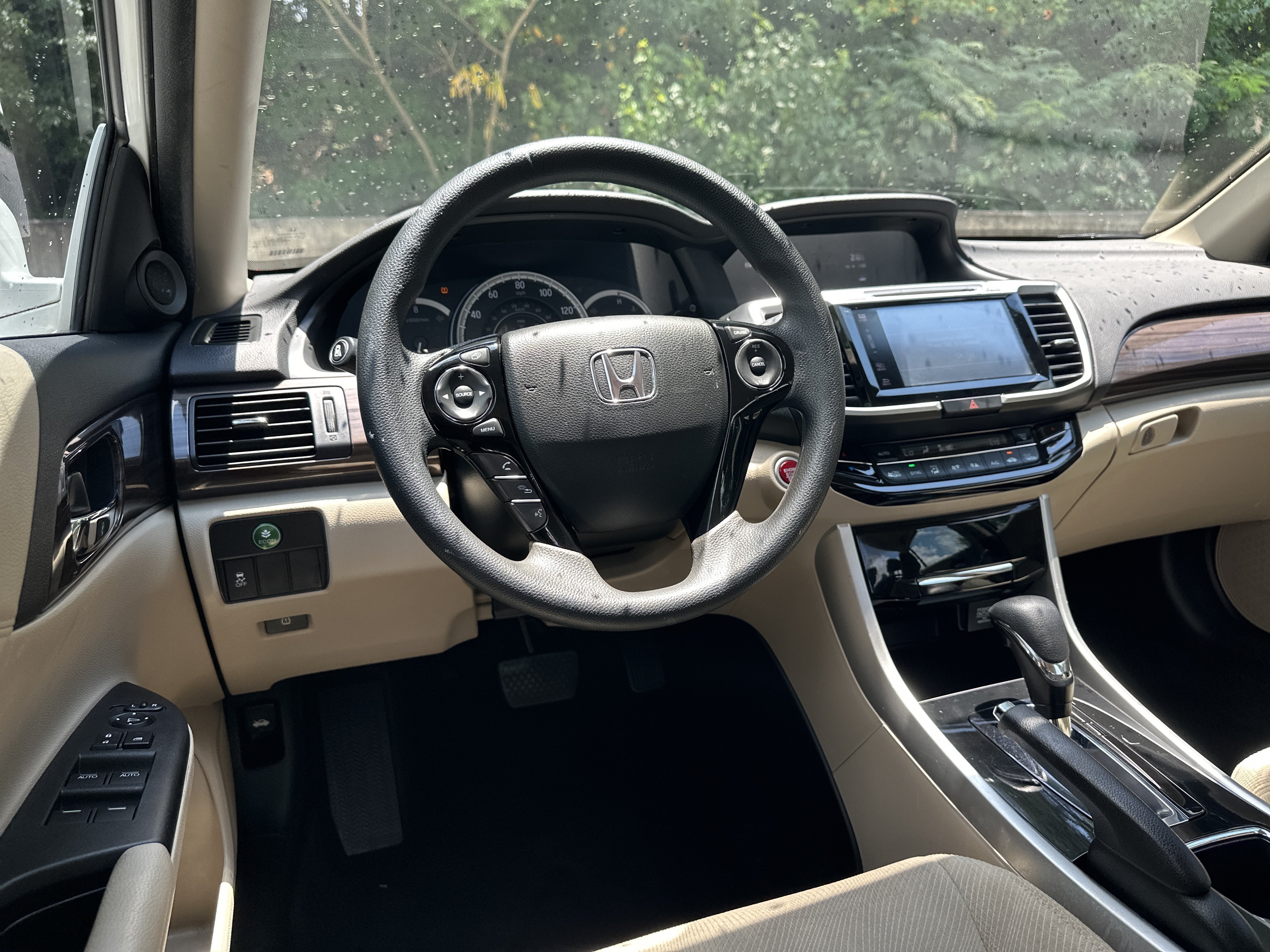 Used 2016 White Orchid Pearl Honda EX image 24