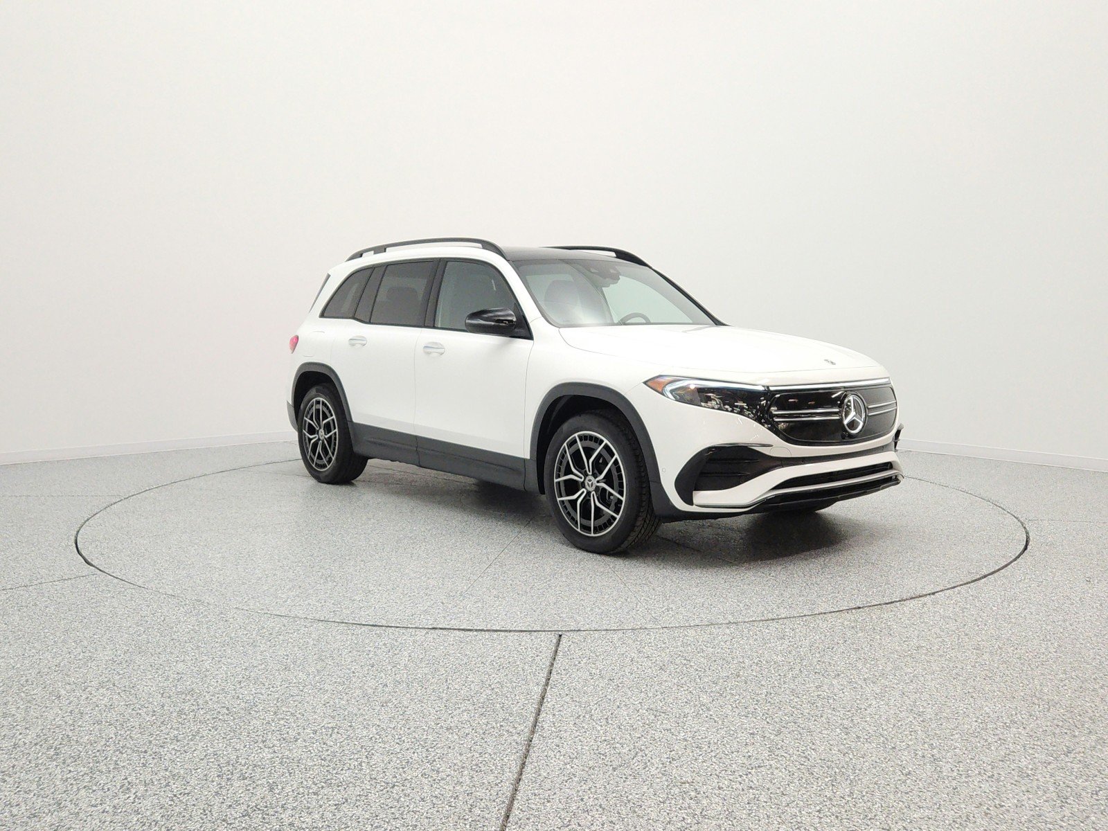 Used 2023 Polar White Mercedes-Benz EQB 350 4MATIC® SUV image 3
