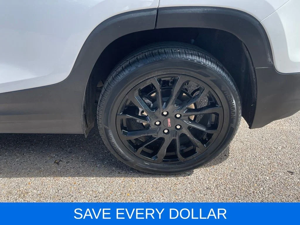Used 2024 White GMC SLE image 24