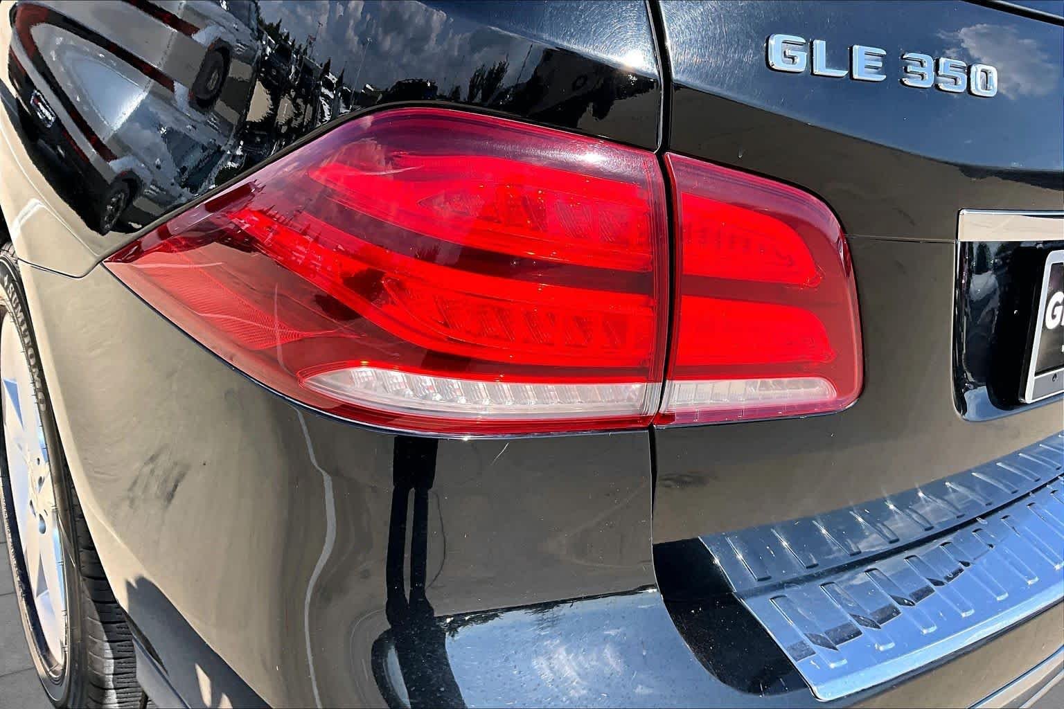 Used 2018 Black Mercedes-Benz GLE 350 image 28