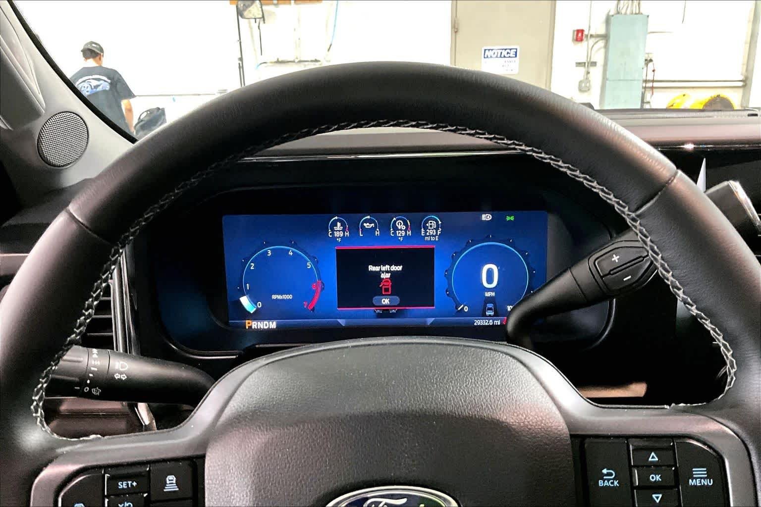 Used 2025 Agate Black Metallic Ford LARIAT image 26