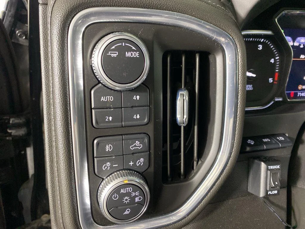 Used 2023 Ebony Twilight Metallic GMC Denali image 17