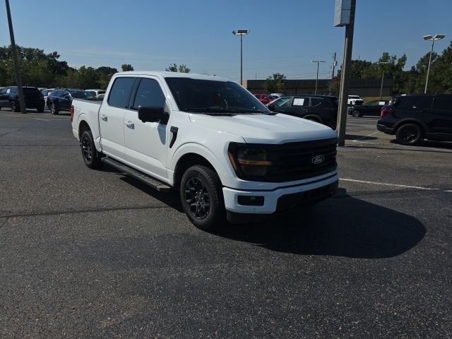 Certified Used 2024 Oxford White Ford XLT image 1