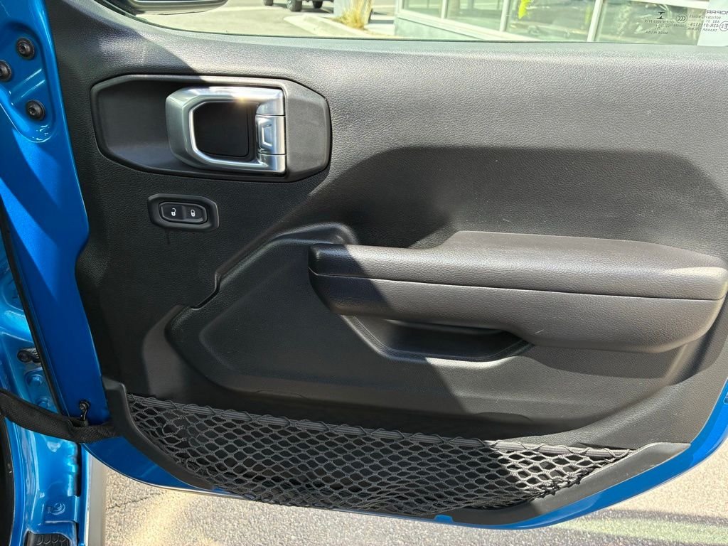 Used 2021 Blue Jeep Unlimited Sport S image 31