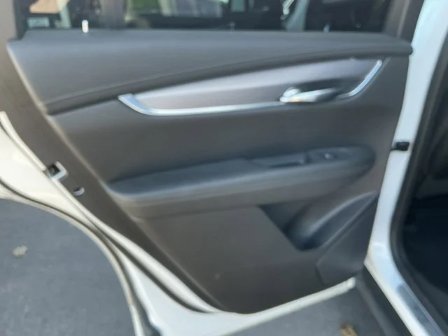 Used 2023 CRYSTAL WHITE TRICOAT Cadillac AWD Luxury image 20