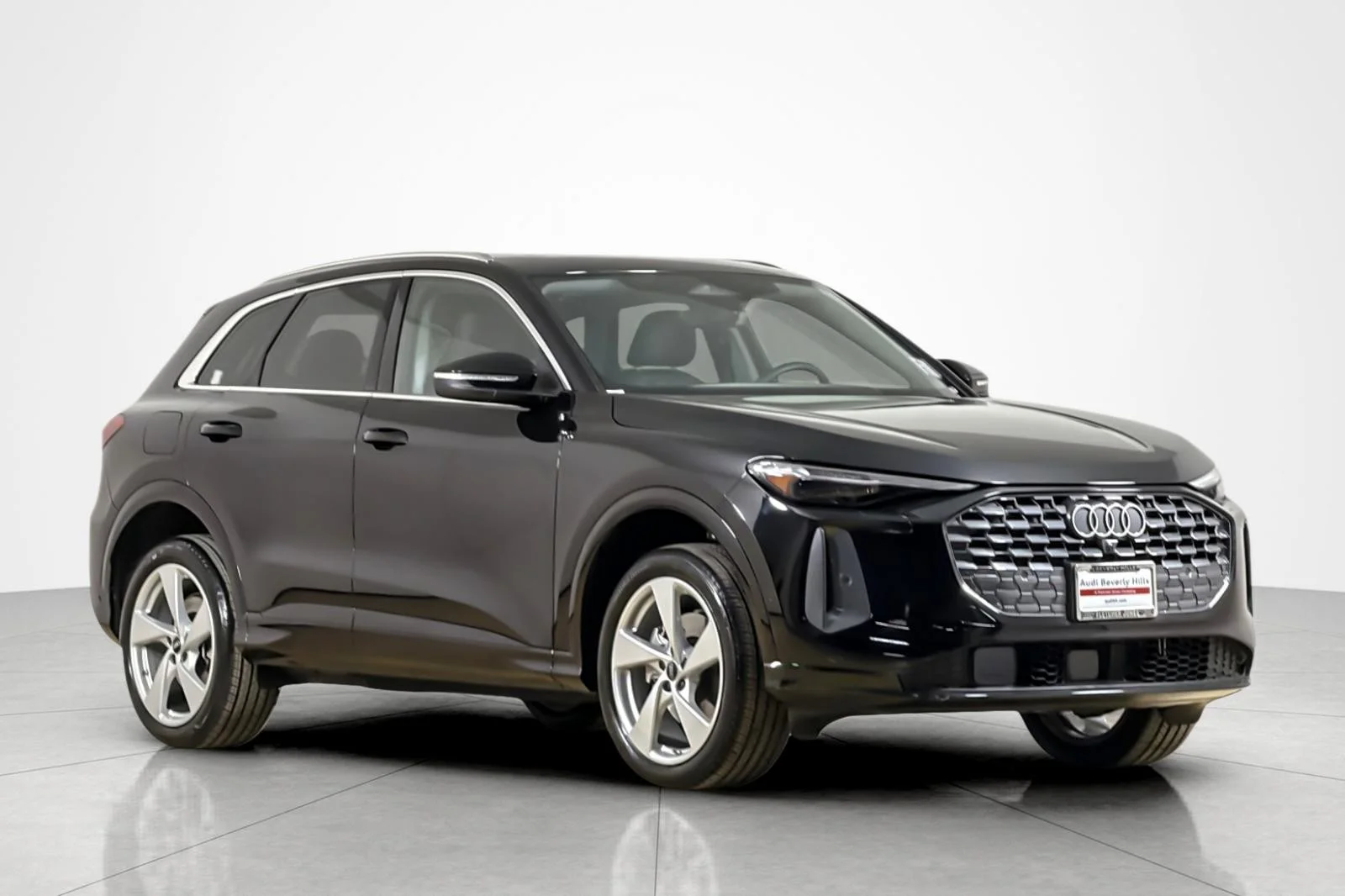 Used 2025 Mythos Black Metallic Audi Premium Plus 2.0 TFSI quattro image 7