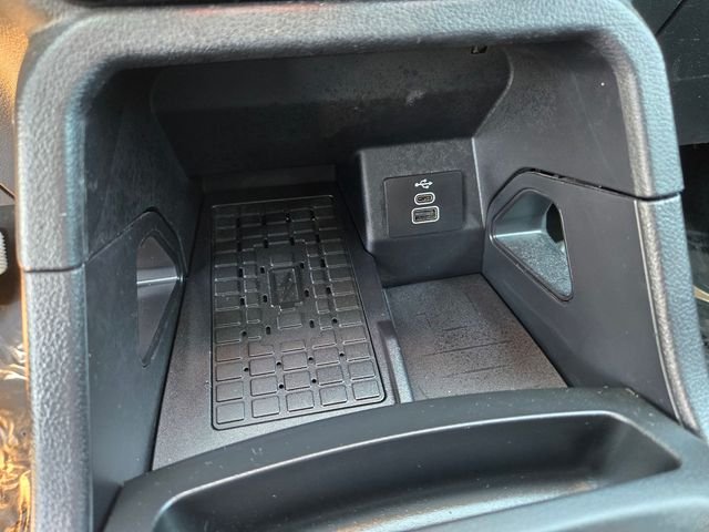 Used 2024 Gray Ford XLT image 15