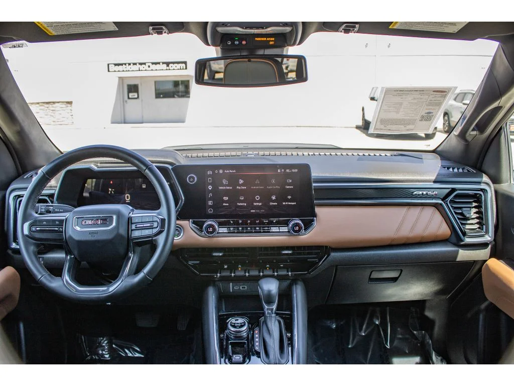 2025 GMC Canyon AT4 - Photo 21