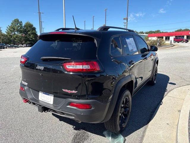 Used 2018 Black Jeep Trailhawk image 8