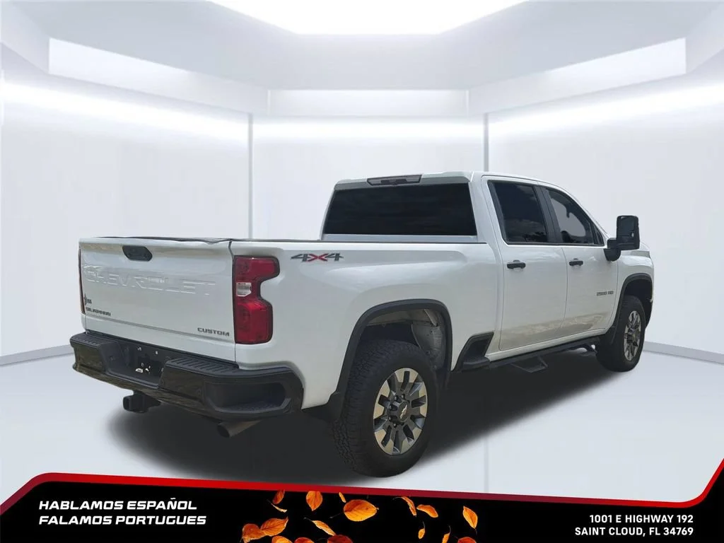 Used 2024 Summit White Chevrolet Custom image 6