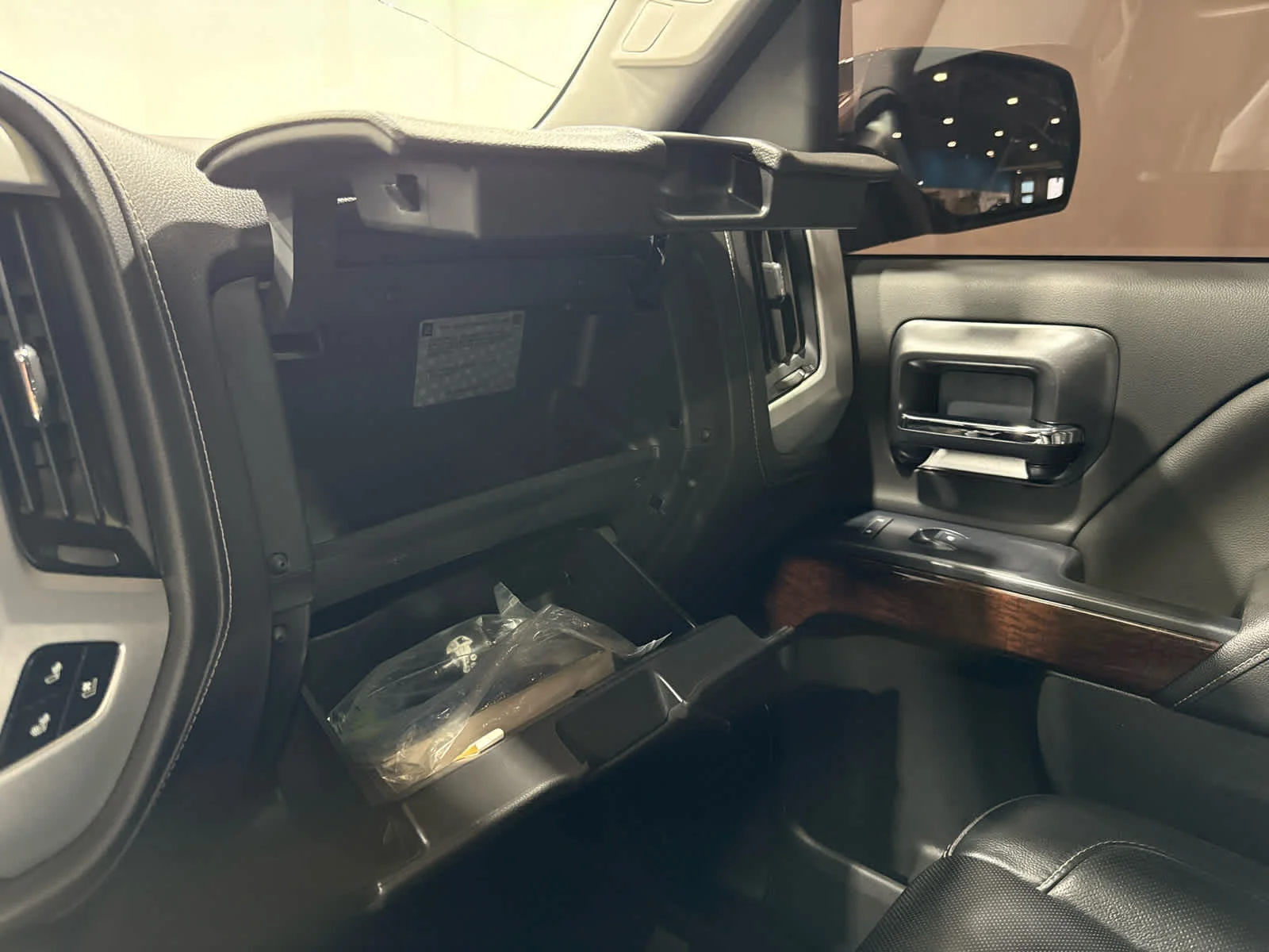 Used 2018 QUICKSILVER METALLIC GMC SLT image 18