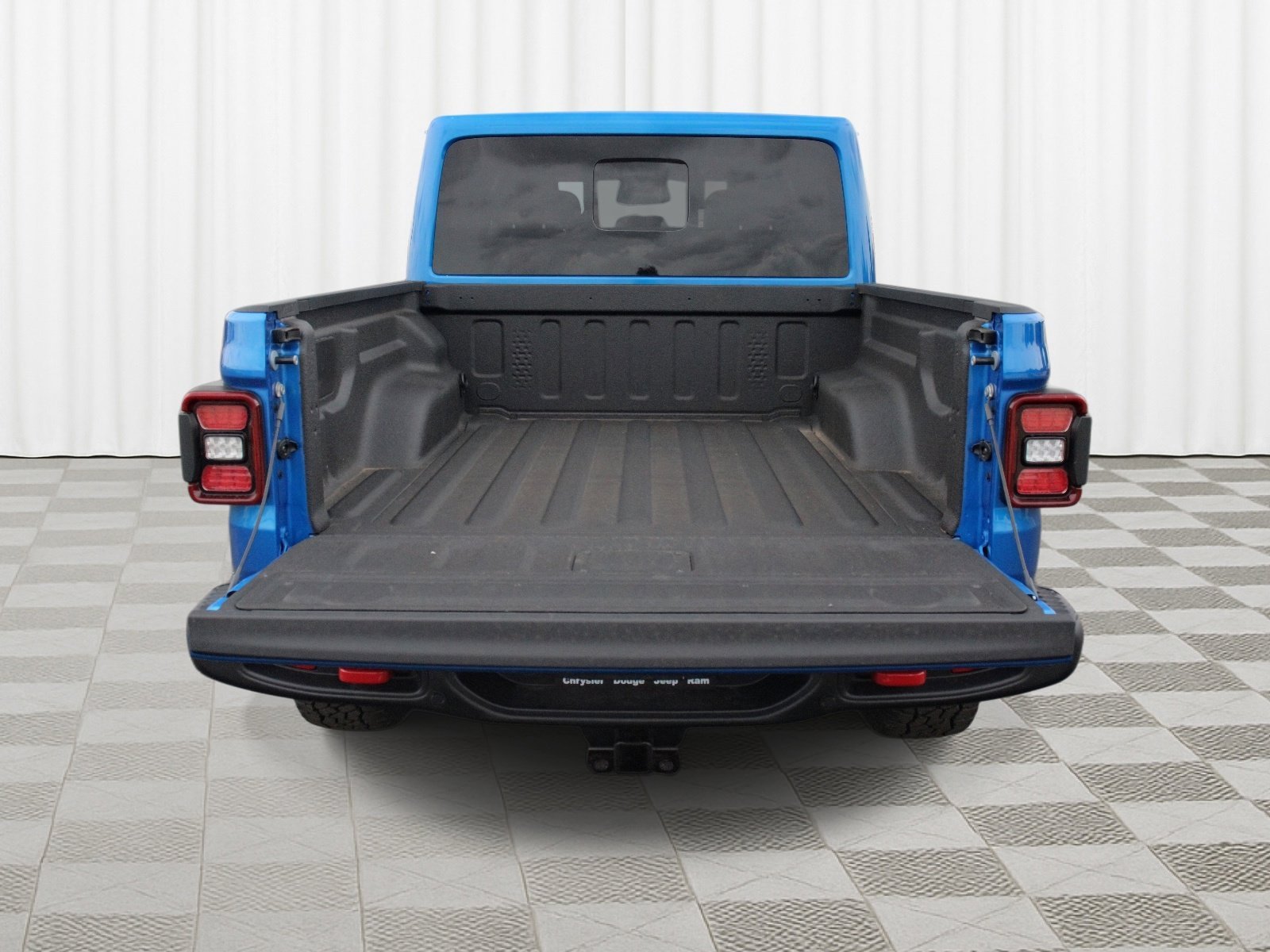 New 2026 Hydro Blue Pearl-Coat Exterior Paint Jeep Rubicon X image 25