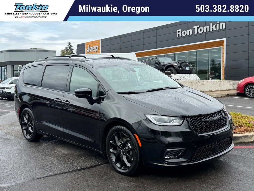 2025 Chrysler Pacifica