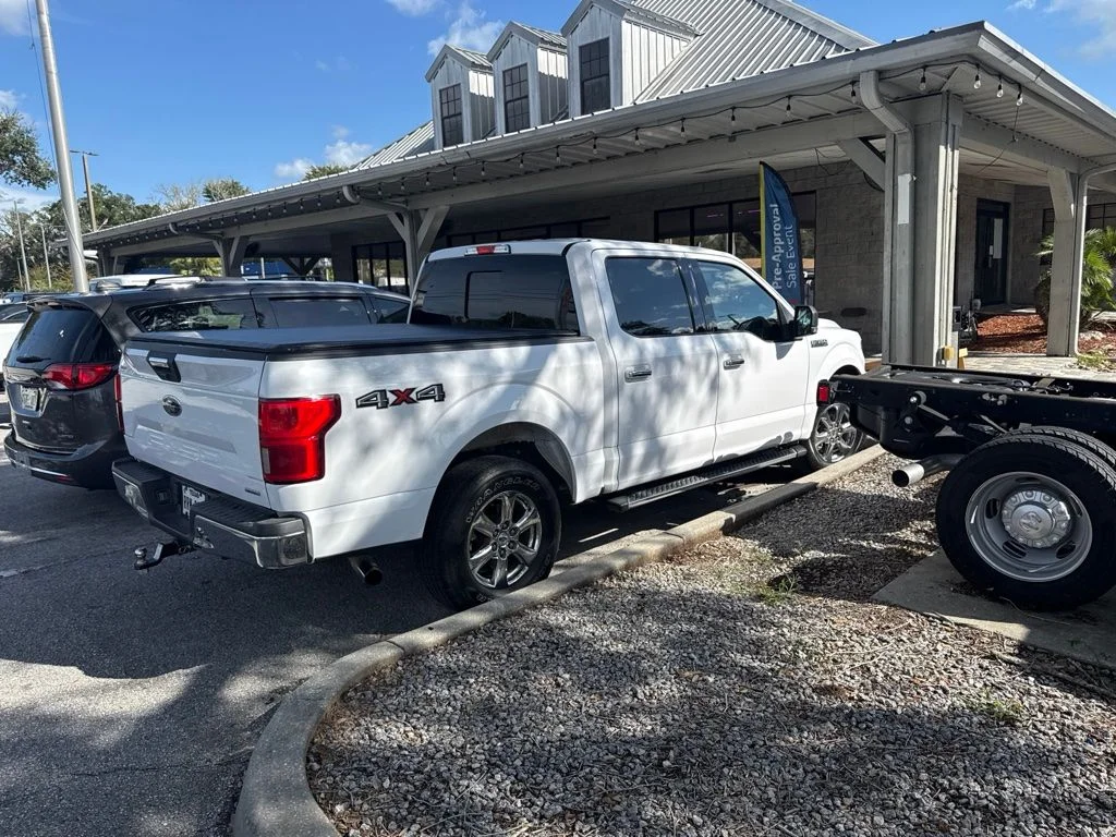 Used 2019 Oxford White Ford XLT image 3