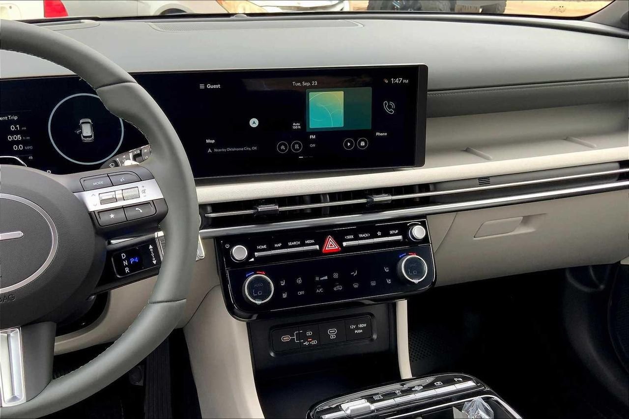 2026 Hyundai Tucson Limited - Photo 6