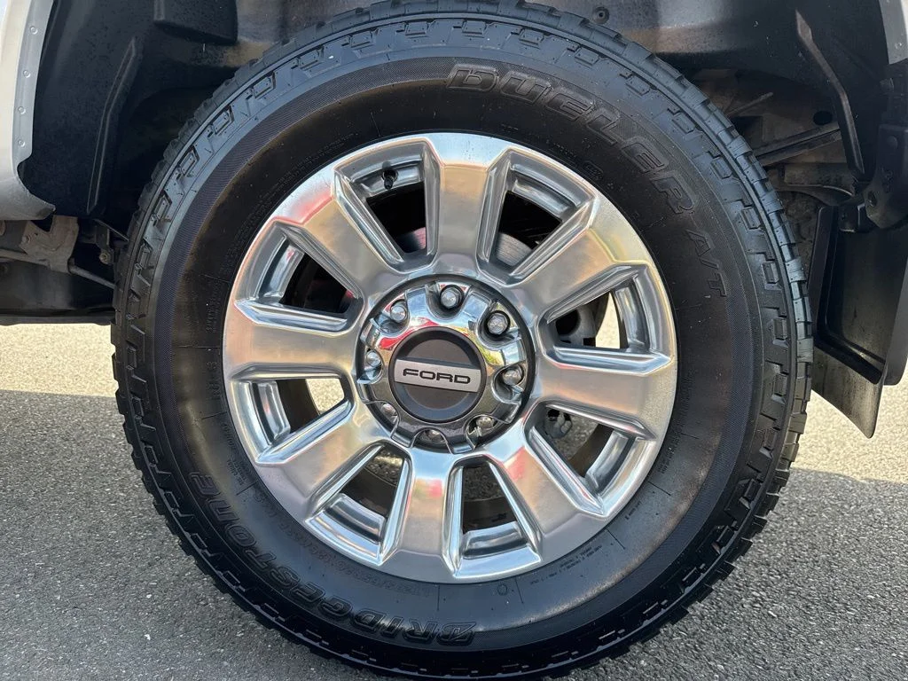 Used 2019 Ingot Silver Ford Platinum image 10