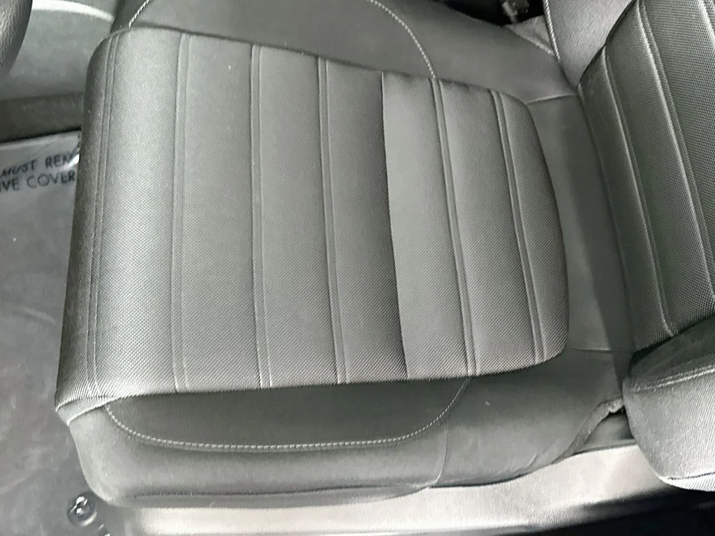 Used 2019  Honda EX image 19