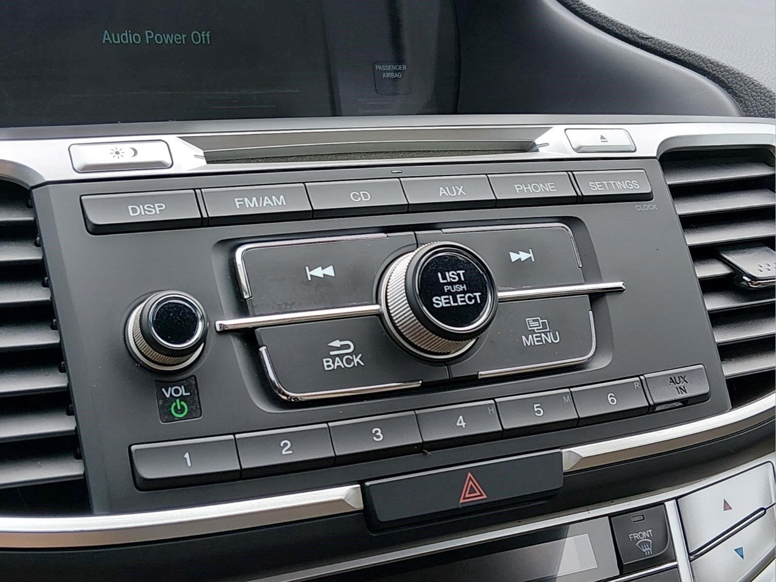 Used 2015  Honda LX image 24
