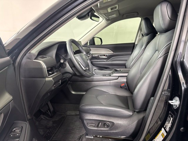 Used 2026 Black Toyota XLE image 11