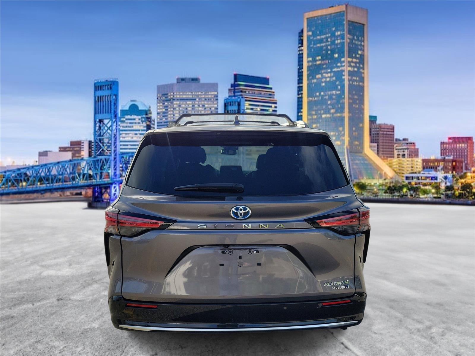 Used 2022 Predawn Gray Mica Toyota Platinum image 9