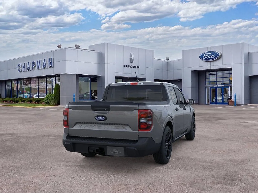 New 2026 Carbonized Gray Metallic Ford XLT image 8
