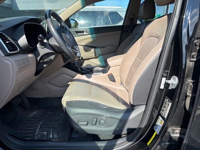 Used 2020 Black Hyundai Ultimate image 10
