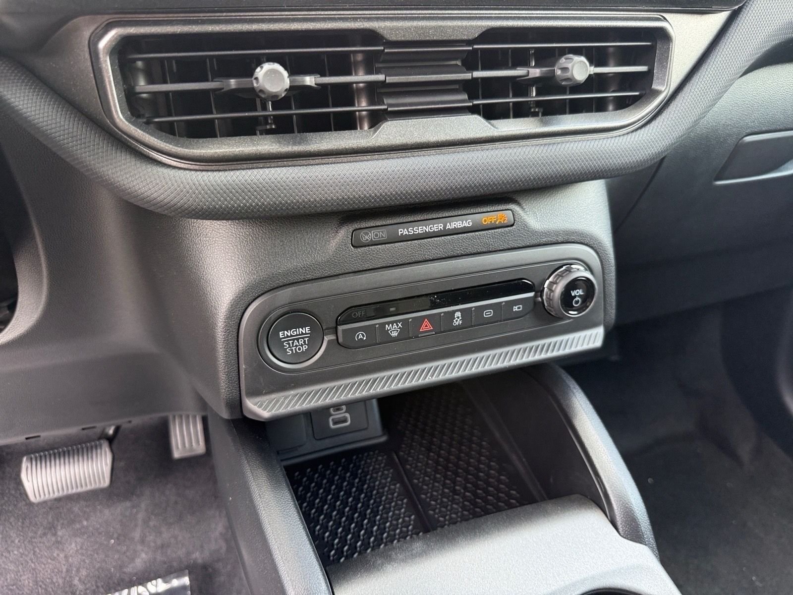 New 2026 Azure Gray Metallic Tri-Coat Ford Big Bend® image 19