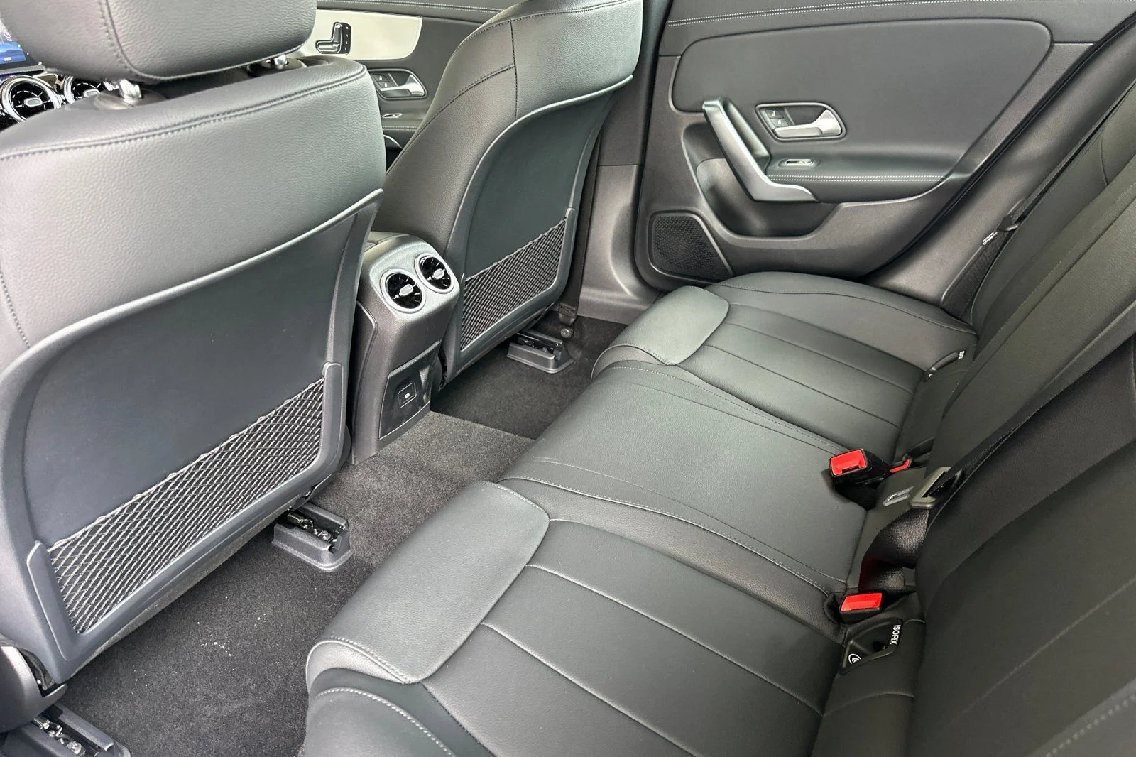 2025 Mercedes-Benz CLA CLA 250 - Photo 10