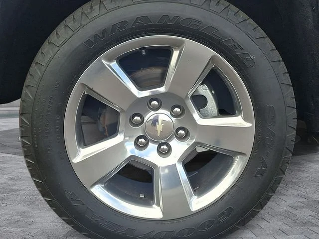 Used 2017 Gray Chevrolet LT image 8