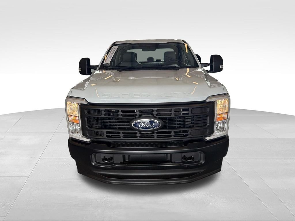 Used 2026 White Ford XL image 8