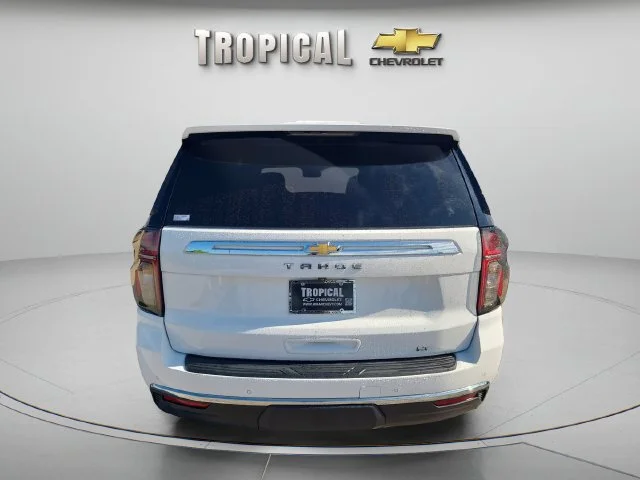 Used 2023 SUMMIT WHITE Chevrolet LT image 4